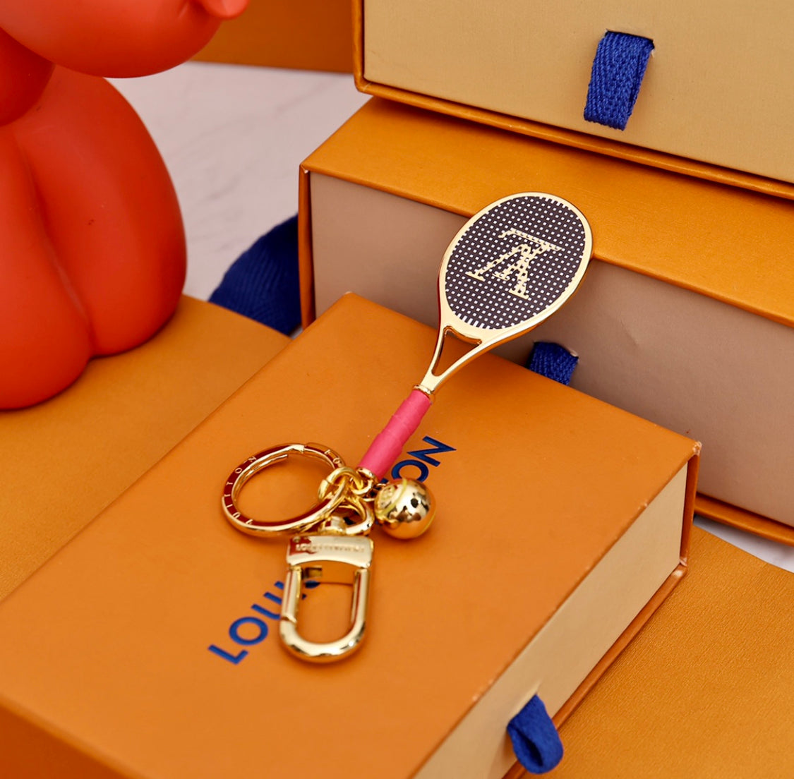 網球拍 LV 鑰匙扣