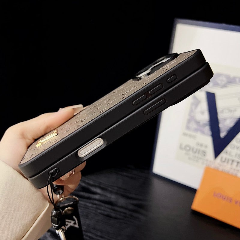 قاب آیفون لو براون زنجیر