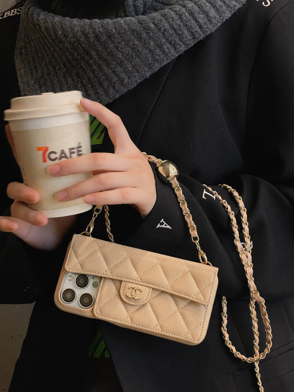 Luxus pénztárca iPhone tok kézi/kereszttartó lánccal