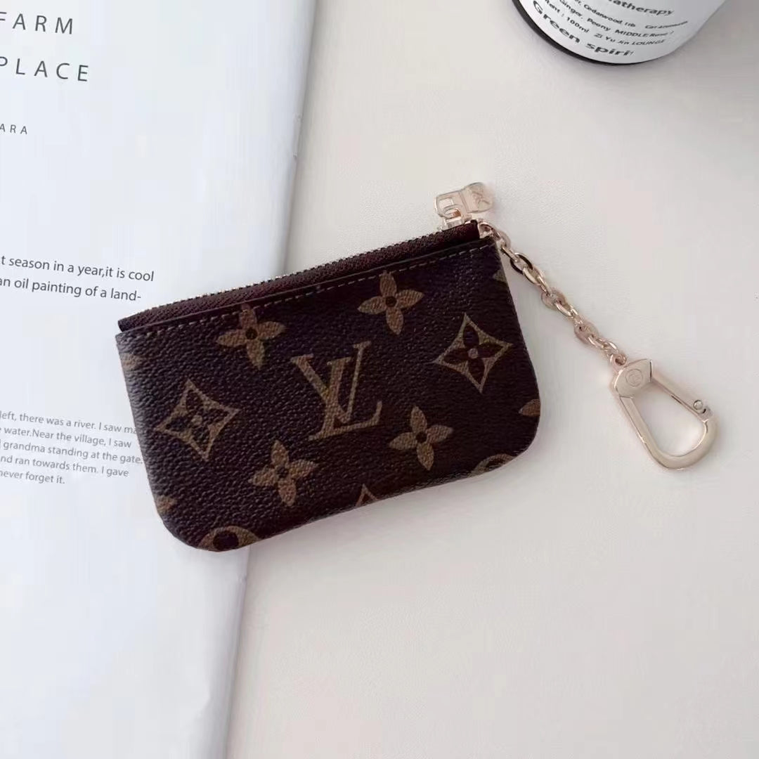 Collezione di portamonete monogramma di lusso ispirata a LV con clip a catena