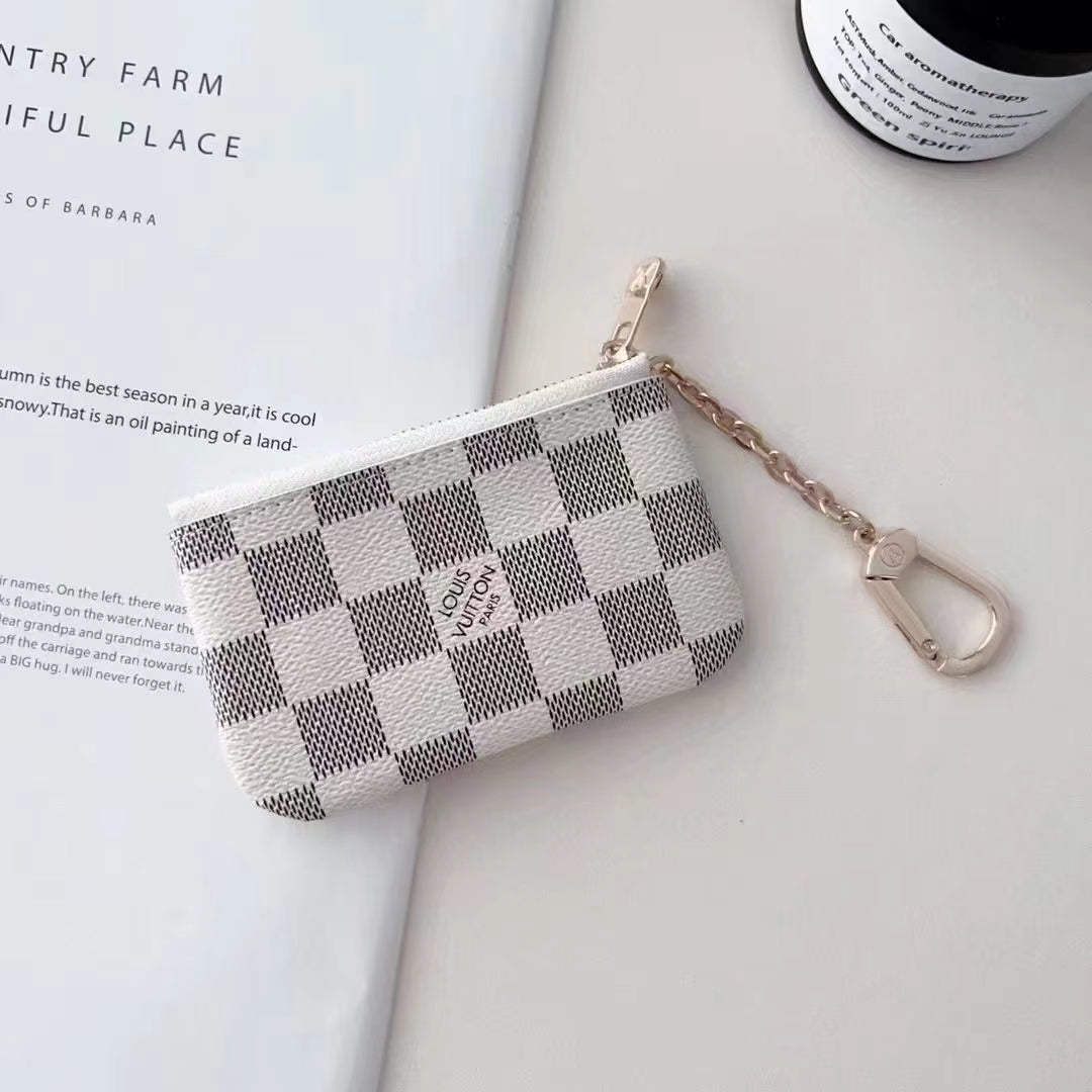 Collezione di portamonete monogramma di lusso ispirata a LV con clip a catena