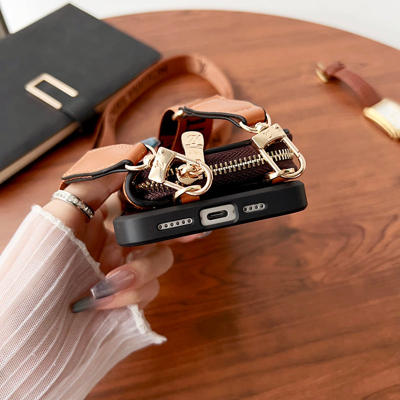 Sarung iPhone Rantaian Pemegang Kad Lou GG