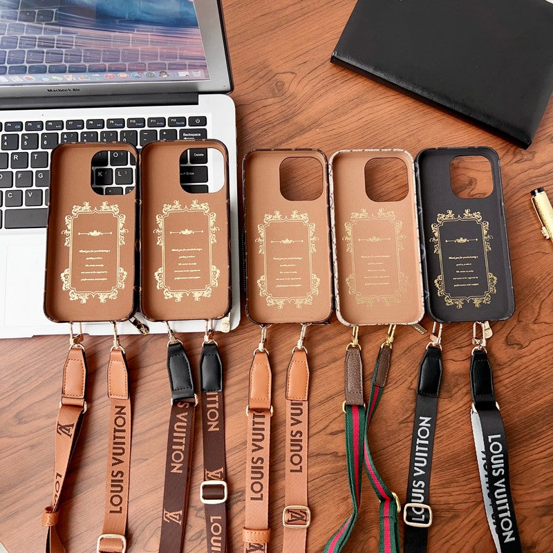 Etui na iPhone'a z łańcuszkiem na karty Lou GG