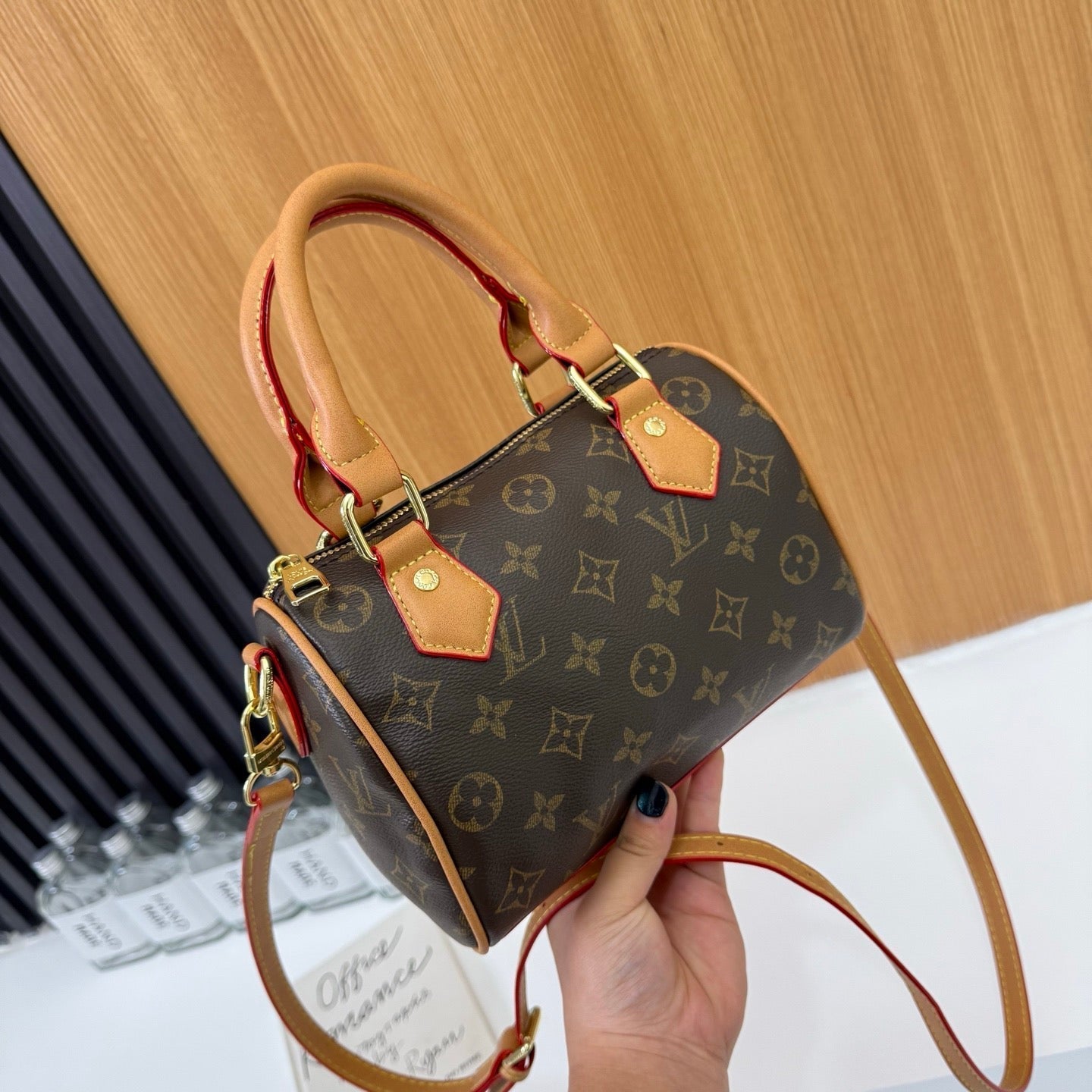 Geantă clasică Mini Baril Monogram