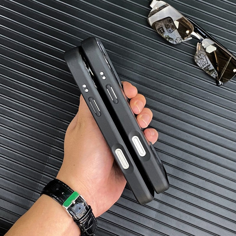 قاب آیفون مشکی میمون