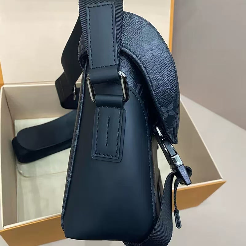 패셔너블하고 트렌디한 LV 메신저백