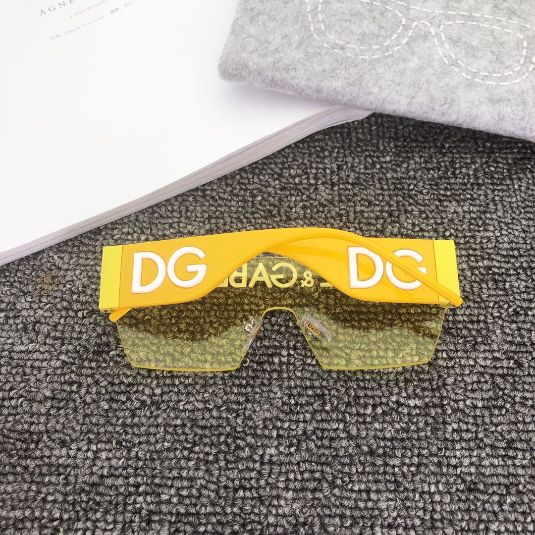 Žhavé módní čtvercové sluneční brýle