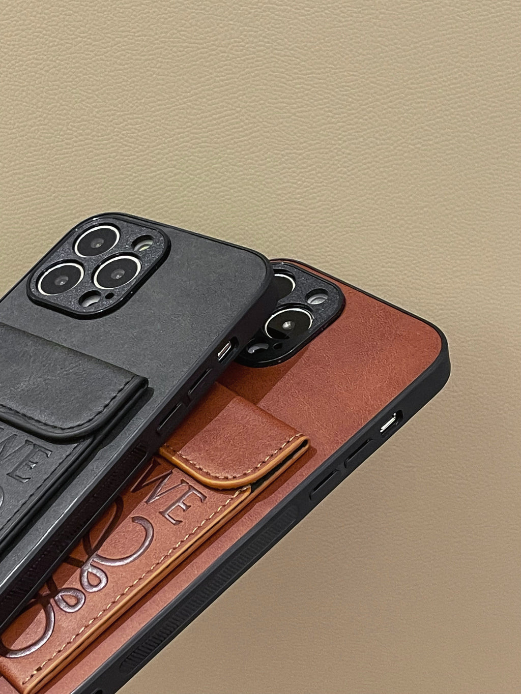 Pouzdro na iPhone LOEWE s držákem karty Hnědé-LZP241448