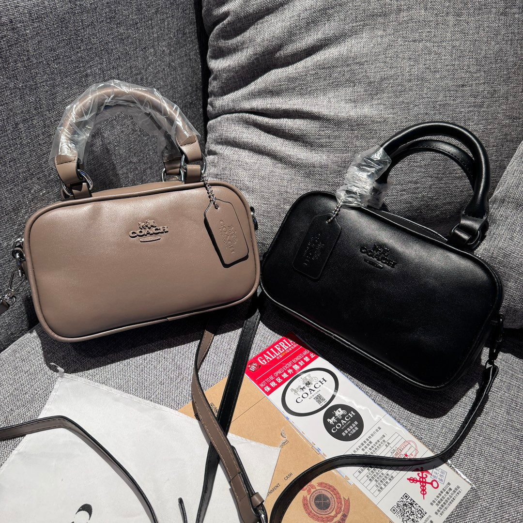 کیف دستی چرم زیبا: لمسی از لوکس سبک