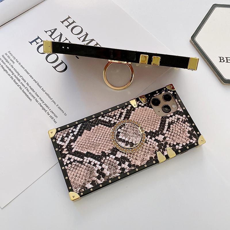 Sarung Samsung dengan Cincin "Eastern Cobra"