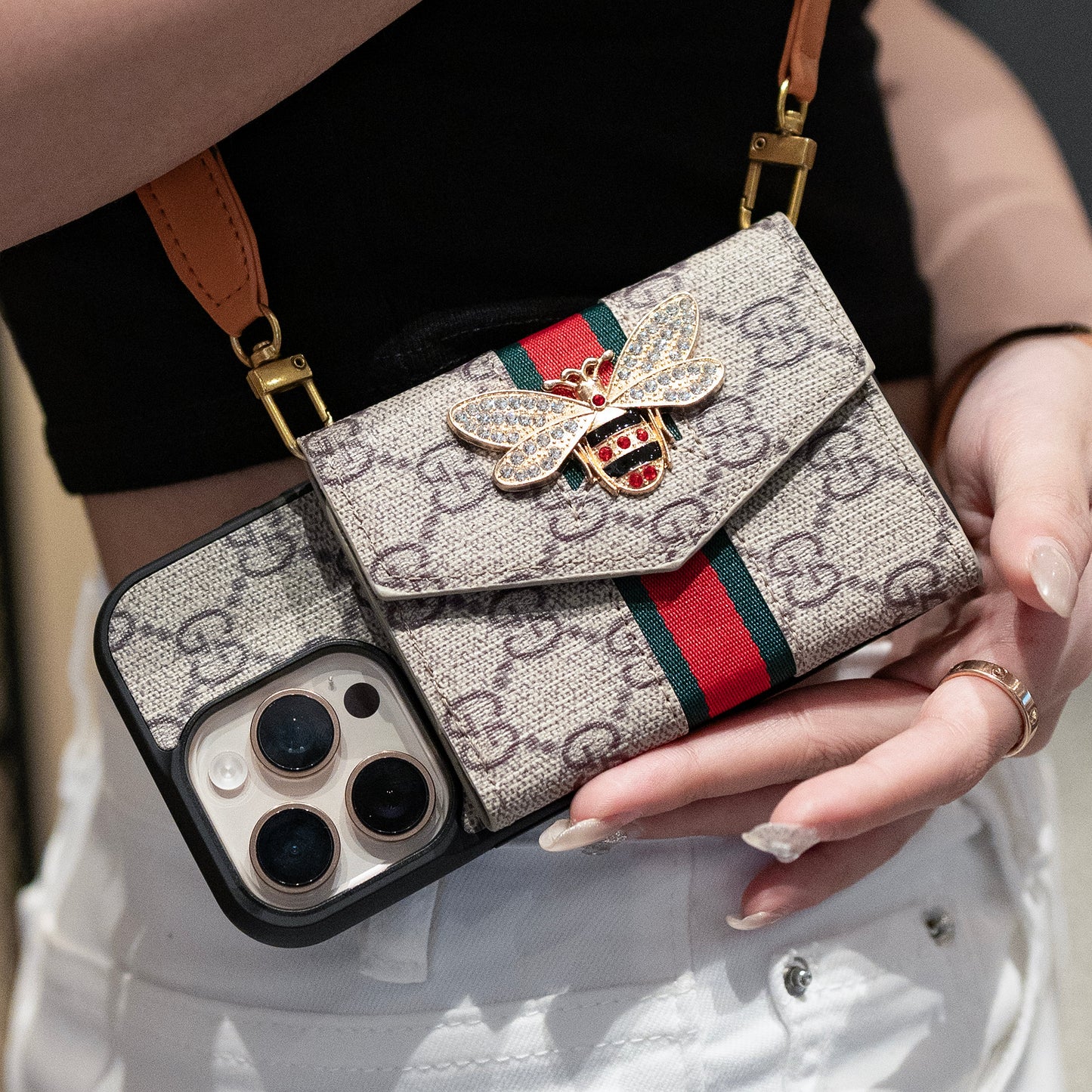 GG Advanced 크로스바디 아이폰 케이스, 카드 홀더 & 숄더 스트랩