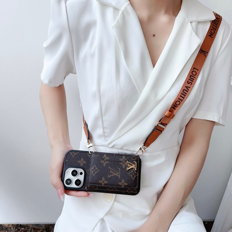 Lou Side Card Bag Crossbody Chain iPhone tok