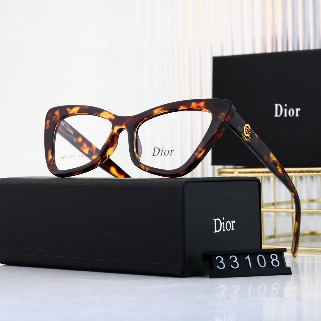 Cermin Mata Fesyen Cat-Eye