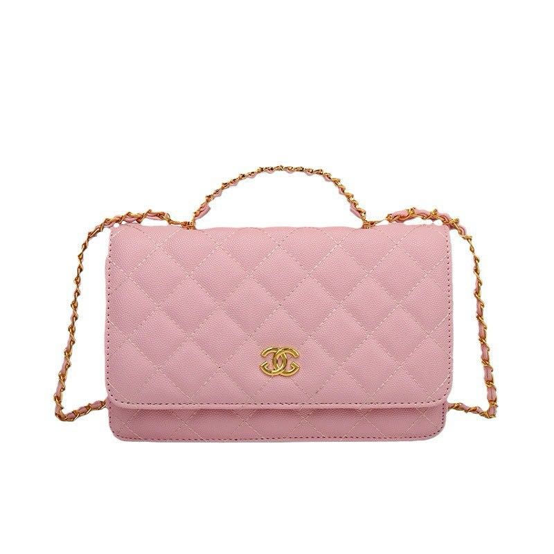 ウォレット オン チェーン 光沢のあるラムスキン パール ゴールドトーン メタル