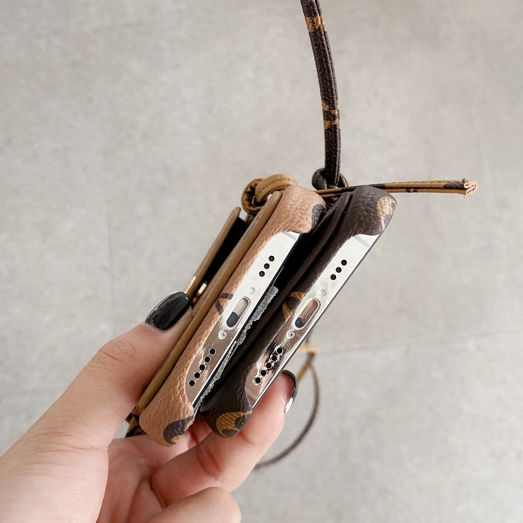 Pouzdro na iPhone s koženým řetízkem Lou