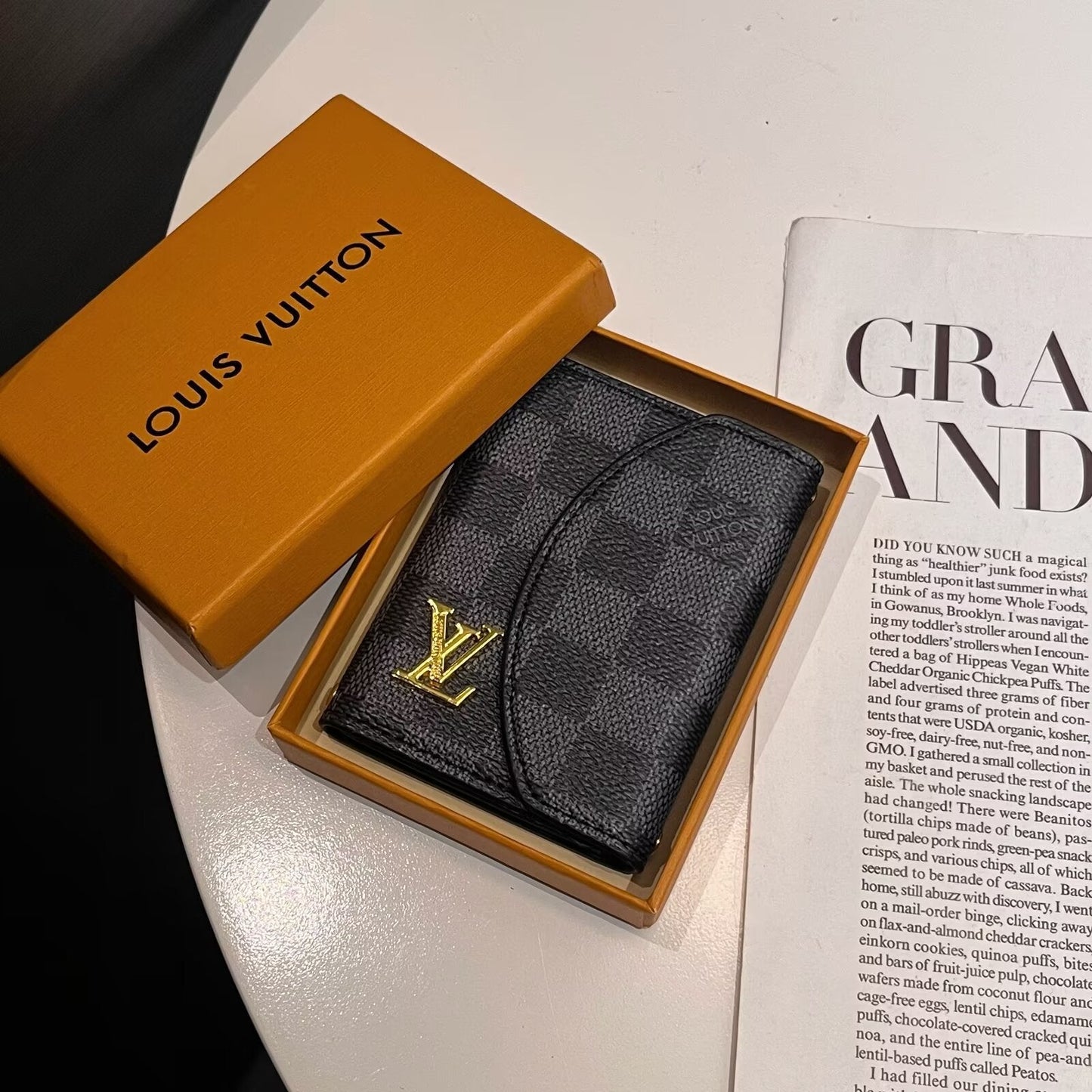 Luxusní kolekce kompaktních peněženek Monogram inspirovaná LV a GG